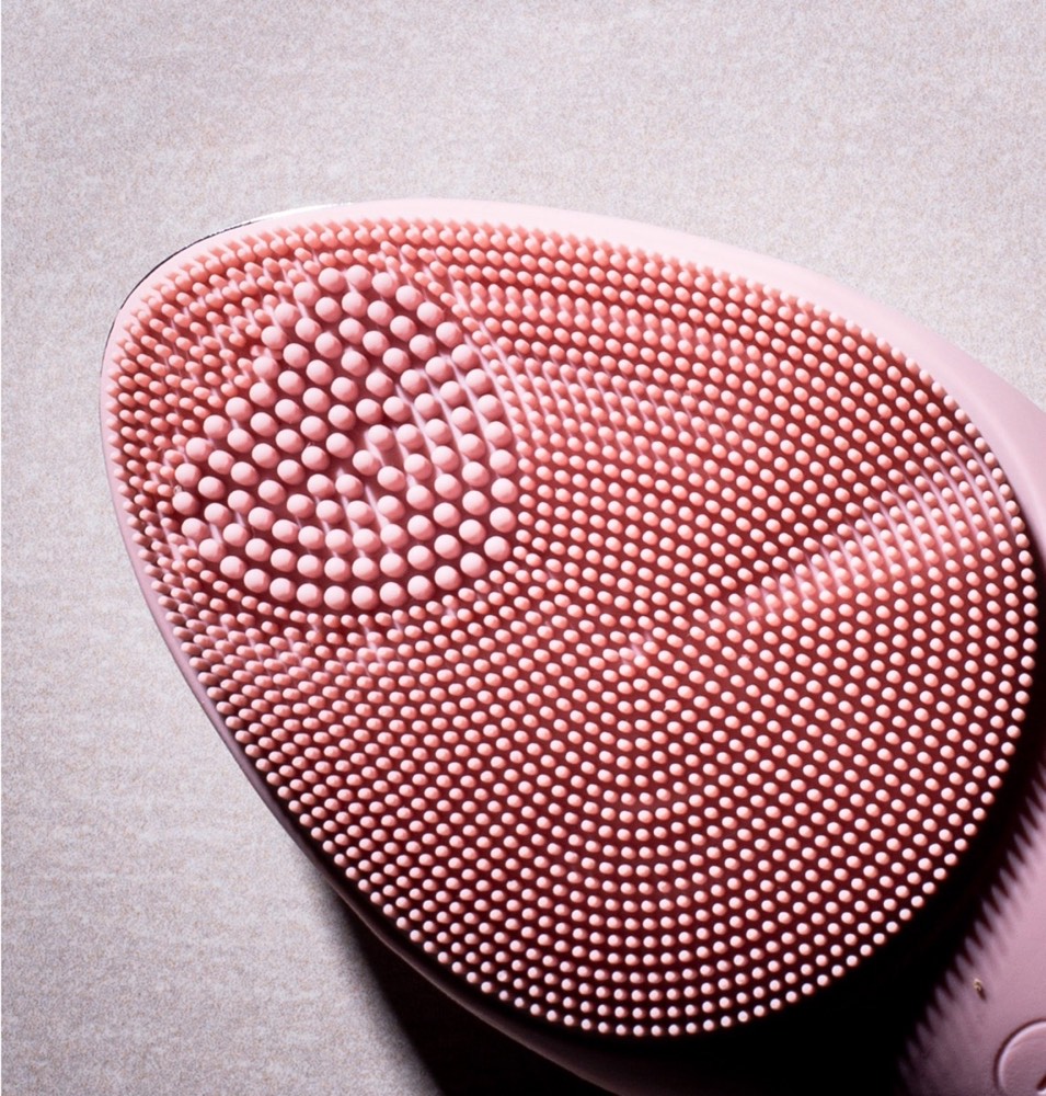 EMS Cleansing Brush – 4