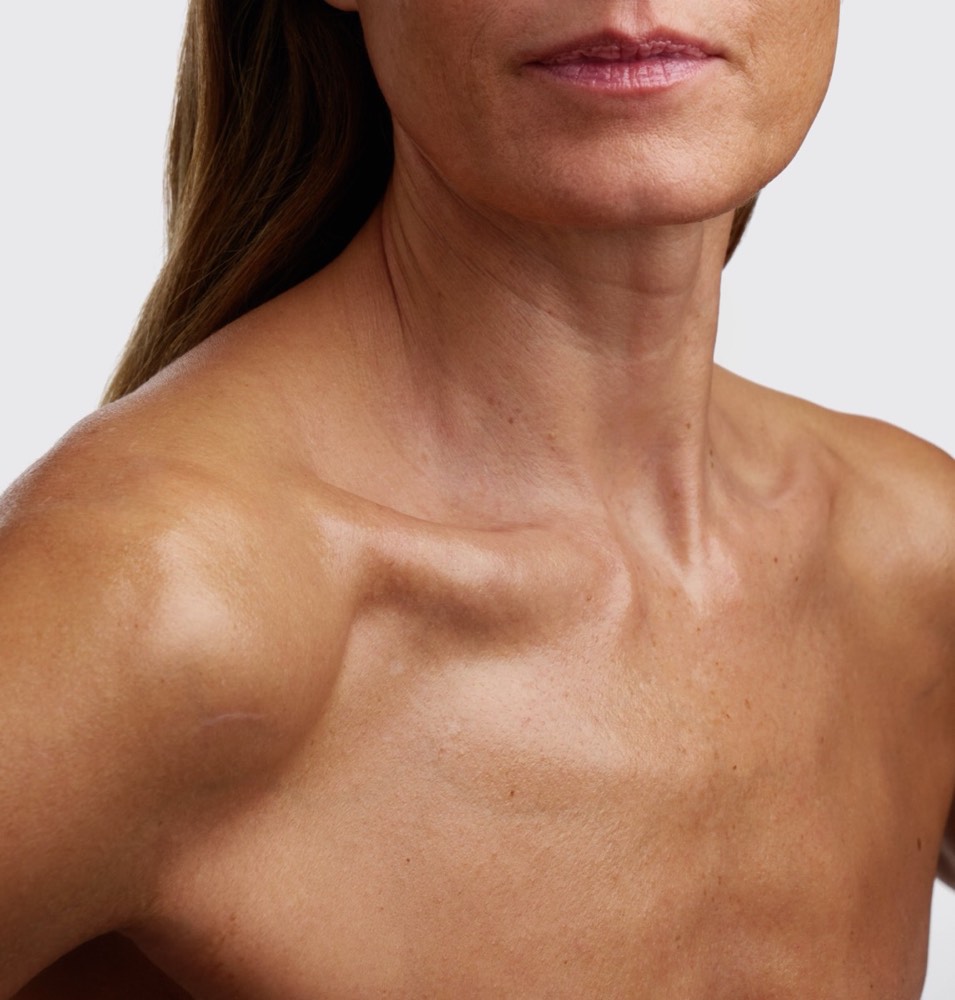 Décolleté Glow Serum – 2